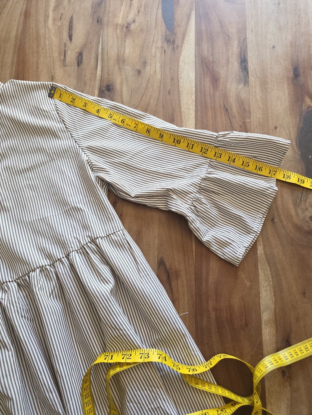 FIMARSTED Prairie-Style Tiered Dress – Beige & White Fine Stripes , Size L - Picture 11 of 13